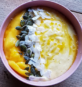 Mango bowl - vegan smoothie bowl - vegan magazine - vega lifestyle magazine - vegan ontbijt - vegan smoothie bowl recept
