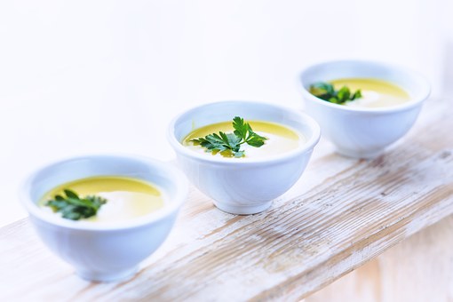 pittige vegan maissoep - vegan recept - veganistische soep - Vega lifestyle - vegan tijschrift