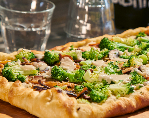 Vega Lifestyle Magazine - vegan pizza recept - vegan tijdschrift