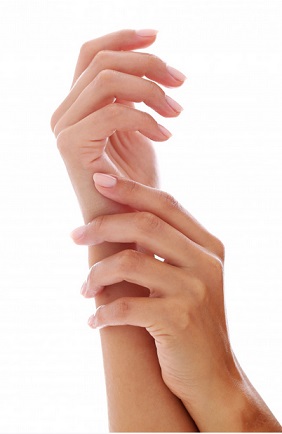 hand en nagel verzorging - vegan nagelverzorging - fabels over nagels