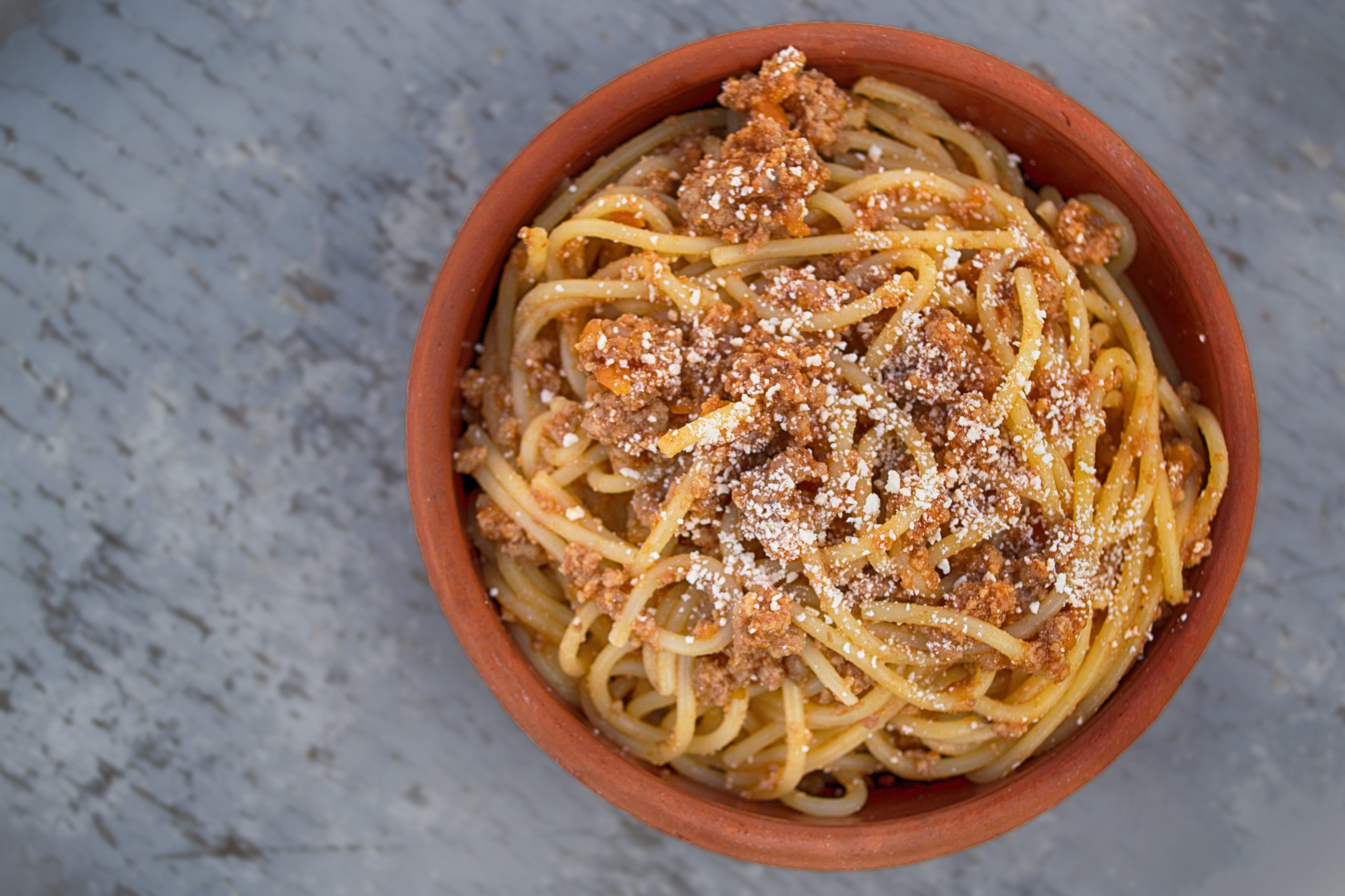 Spaghetti met groenten en vegan gehakt
